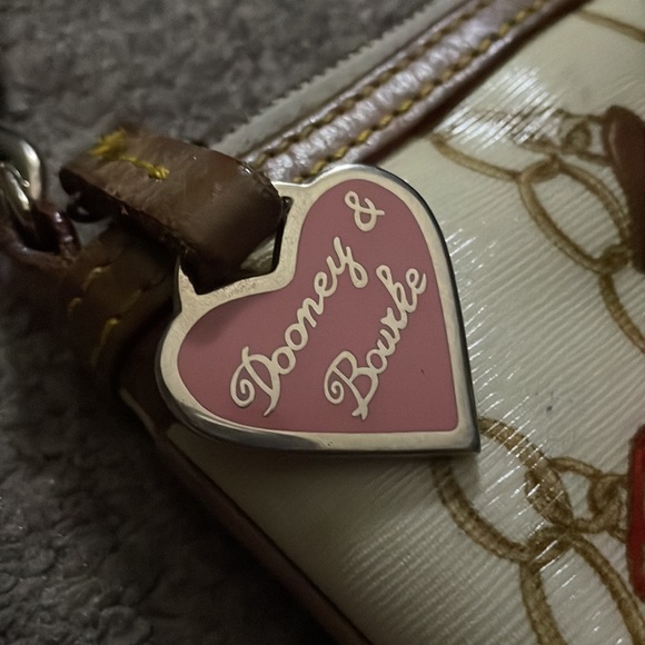 Authentic Signature Dooney & Bourke large slim wristlet with charm - Picture 2 of 4